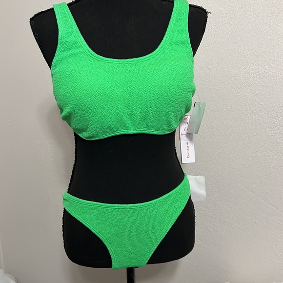 NWT PILYQ Kiwi Reef 2 piece Bikini Size L/D Cup - Picture 9 of 11